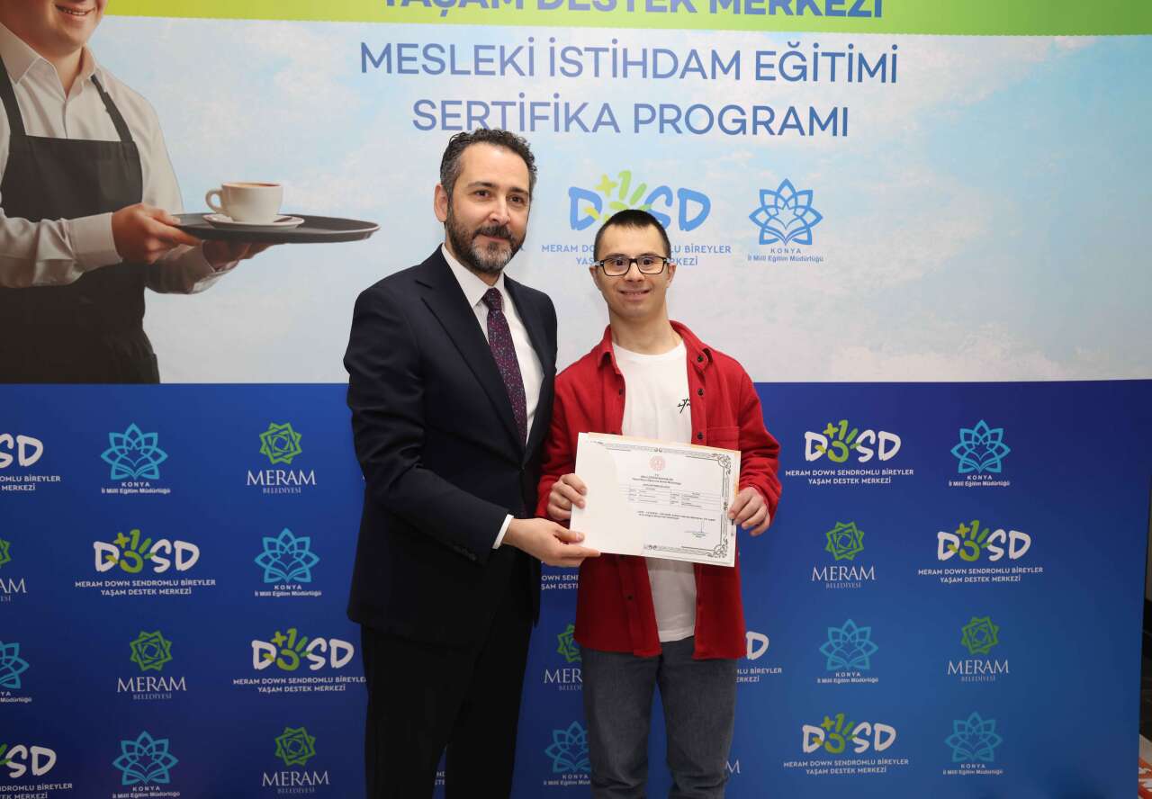 İş kapıları açan DOSD Meram ilk mezunlarını verdi 9